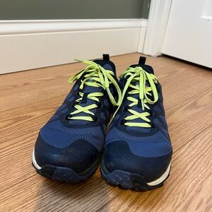 Merrill Hiking Shoes
